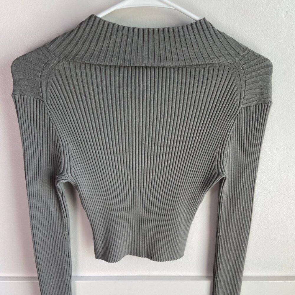 All Saints Grey Ribbed V-Neck Sweater - Picture 10 of 12
